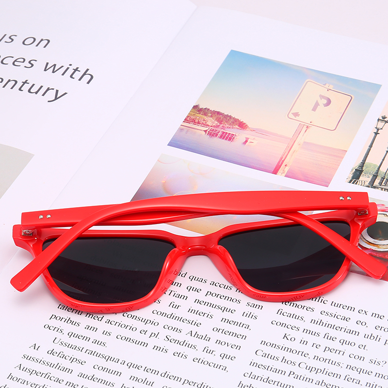 China Sunglasses Manufacturer Fashion Summer Sunglasses for Women HB