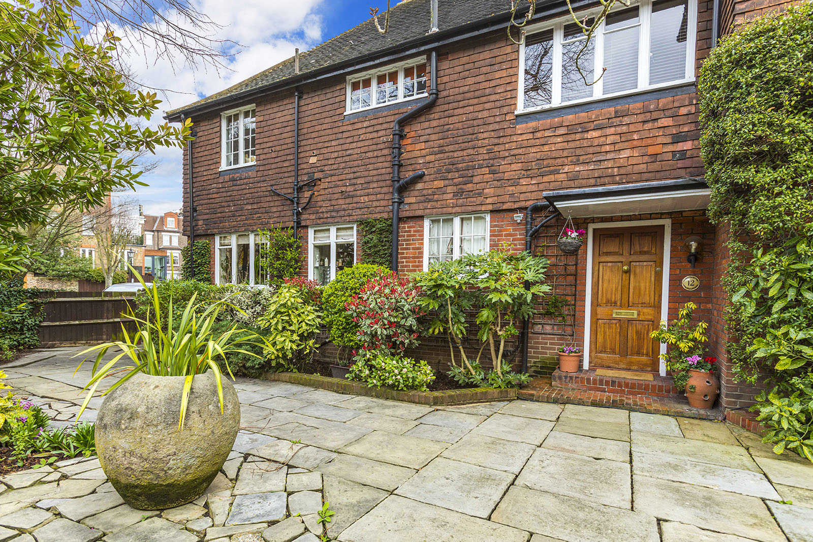 Pilgrims Lane, Hampstead Village, NW3 Heathgate PropertiesHeathgate