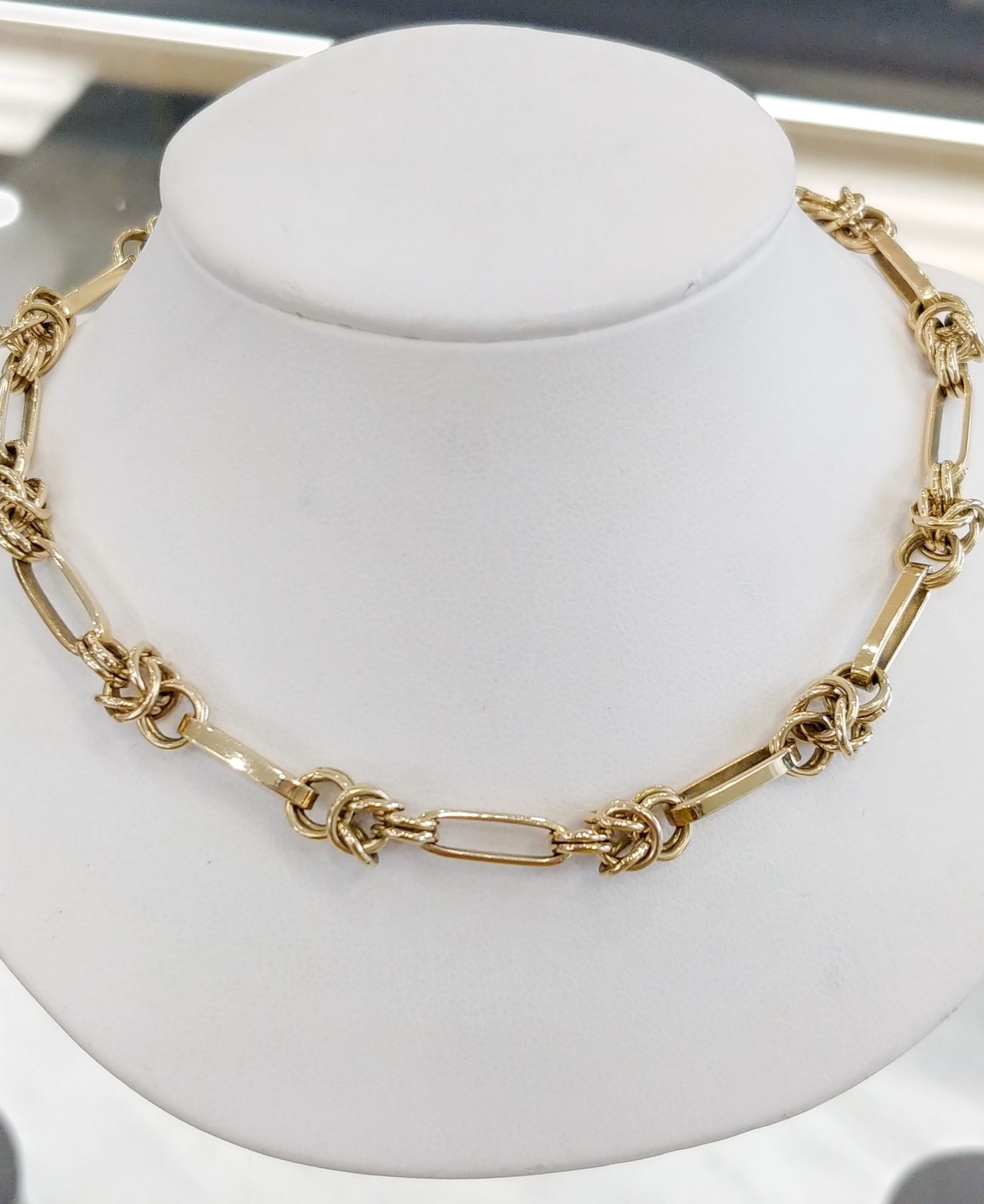 Necklaces Heath's Pawn Shop