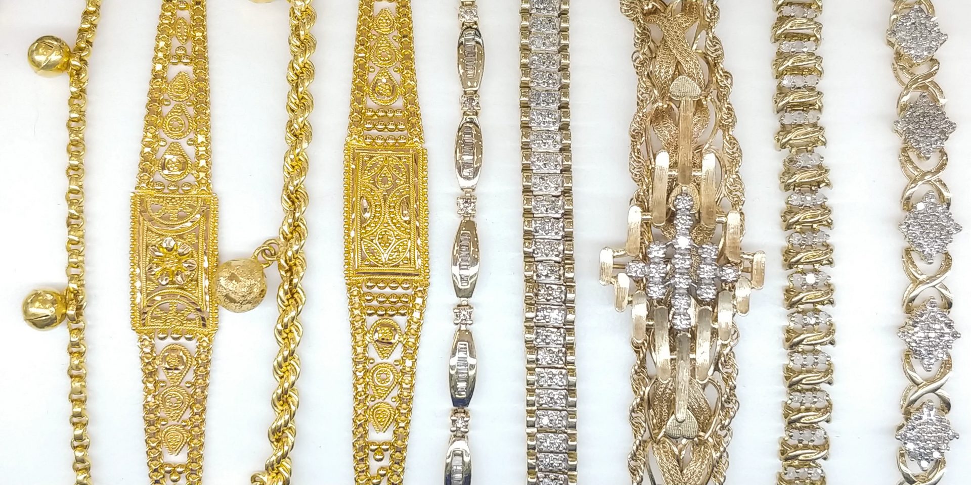 Bracelets Heath's Pawn Shop