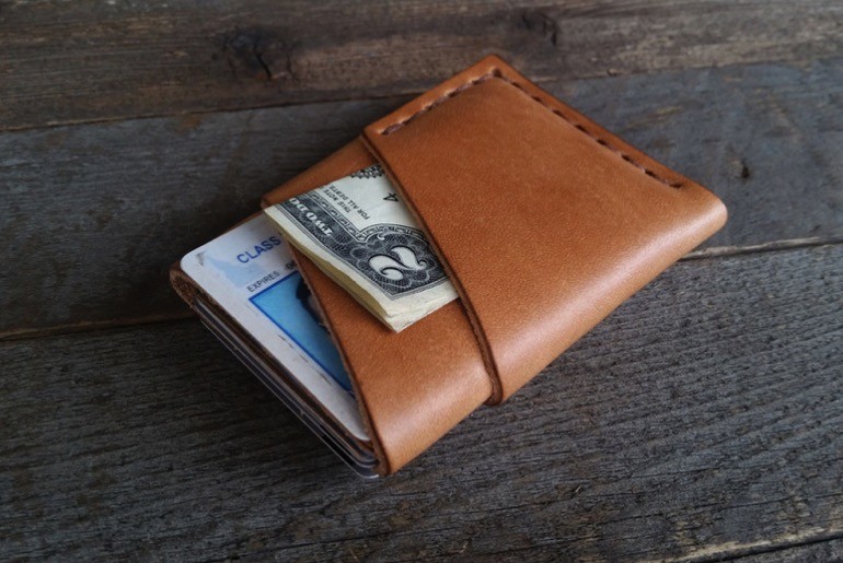 Fade of the Day Craft and Lore Port Wallet (6 months)