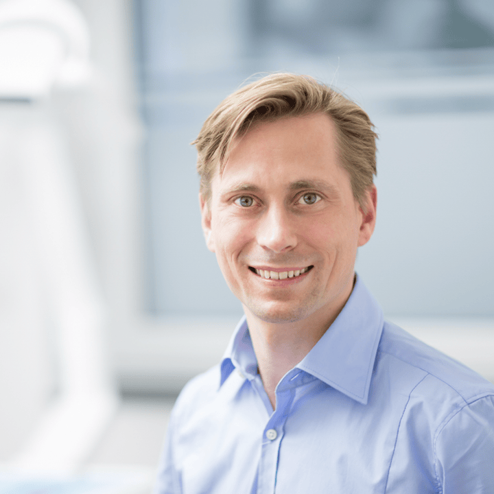 Zahnarzt & Team / Zahnarztpraxis Krefeld │Dr. Jörg Heesen
