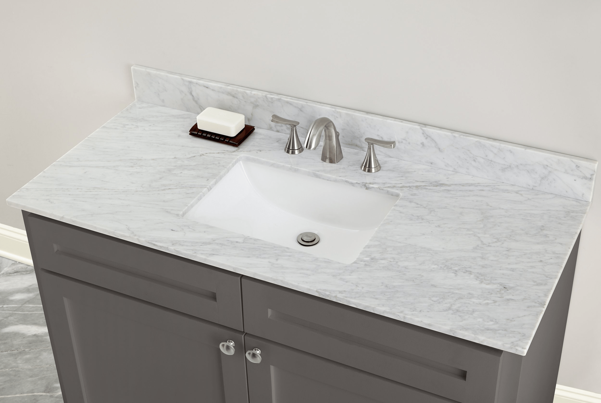 News Quartz vs. Marble Which Makes a Better Vanity Top