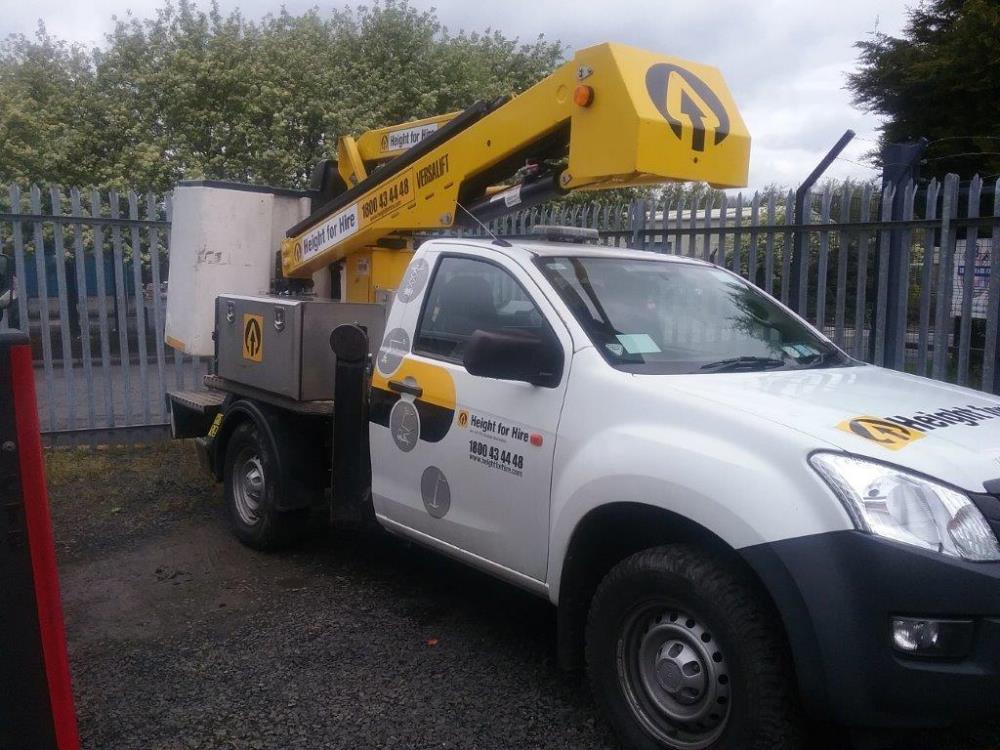 Used Versalift LAT 135H Self Drive for Sale