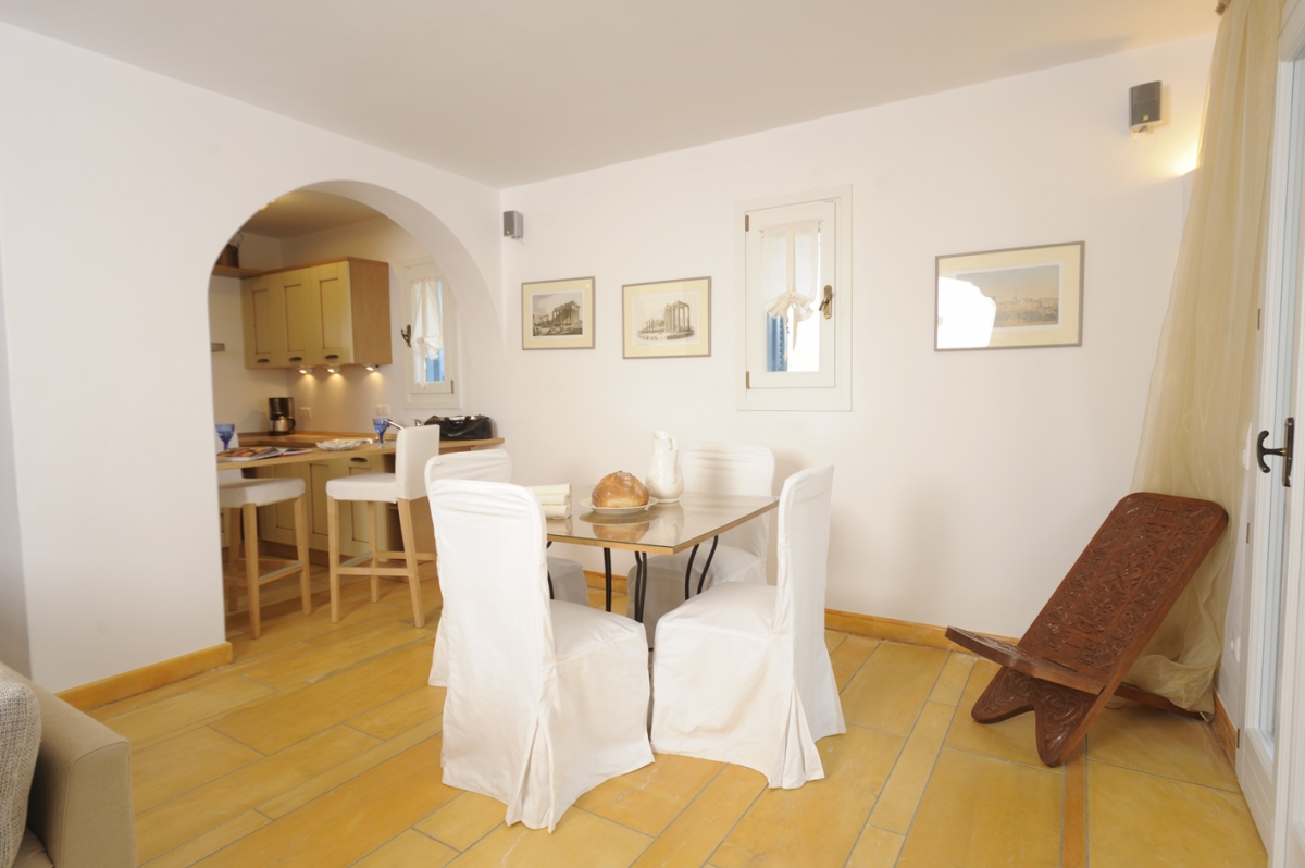 Dining table at the ground floor