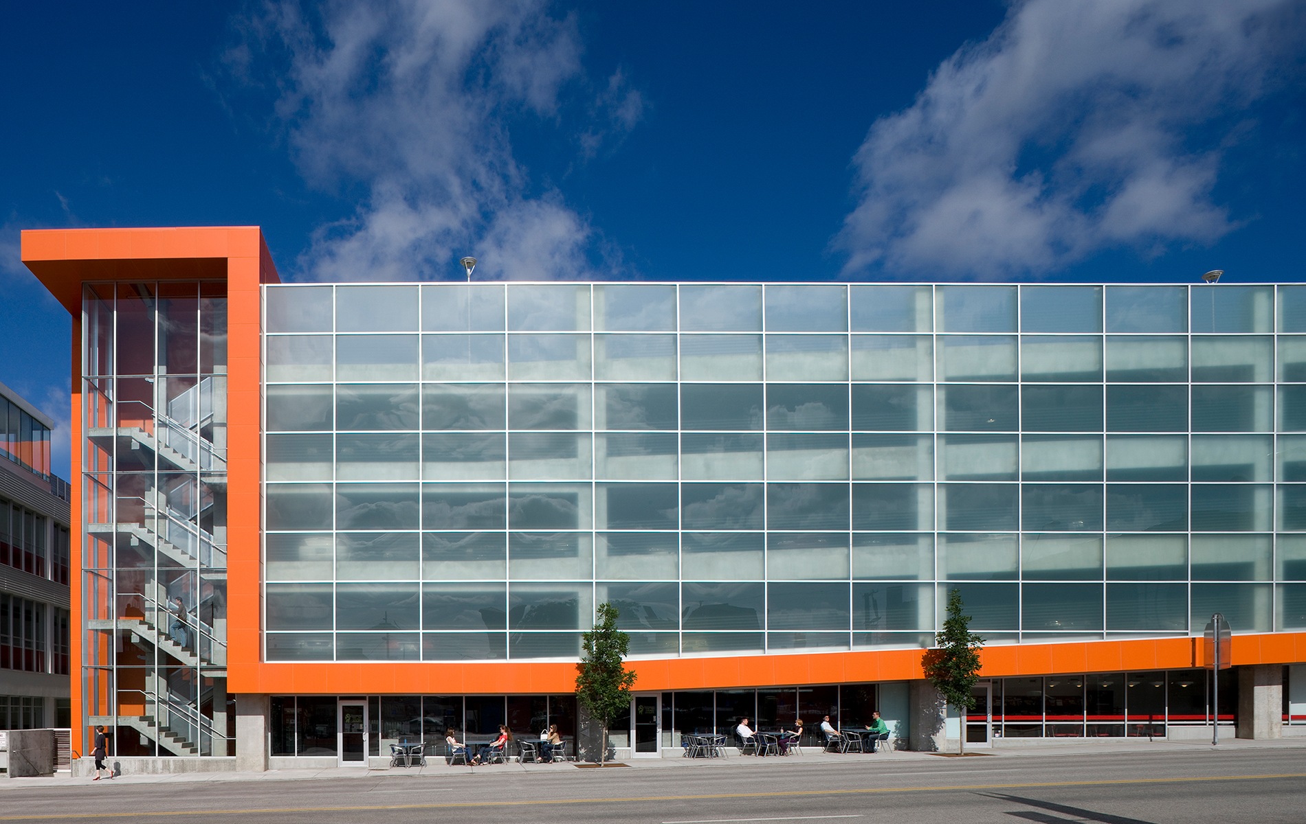 Crossroads Parking Structure Helix Architecture + Design