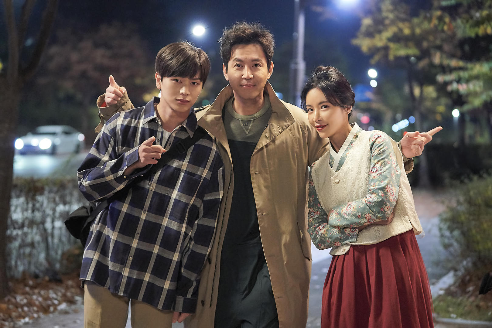 KDrama Review "Mystic PopUp Bar" Tasks A Hilarious Trio To Settle