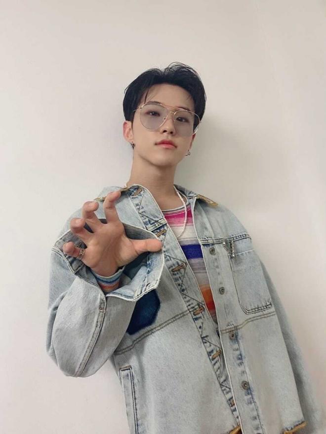 Blue Oversized Denim Hoodie Hoshi Seventeen Fashion Chingu lupon.gov.ph