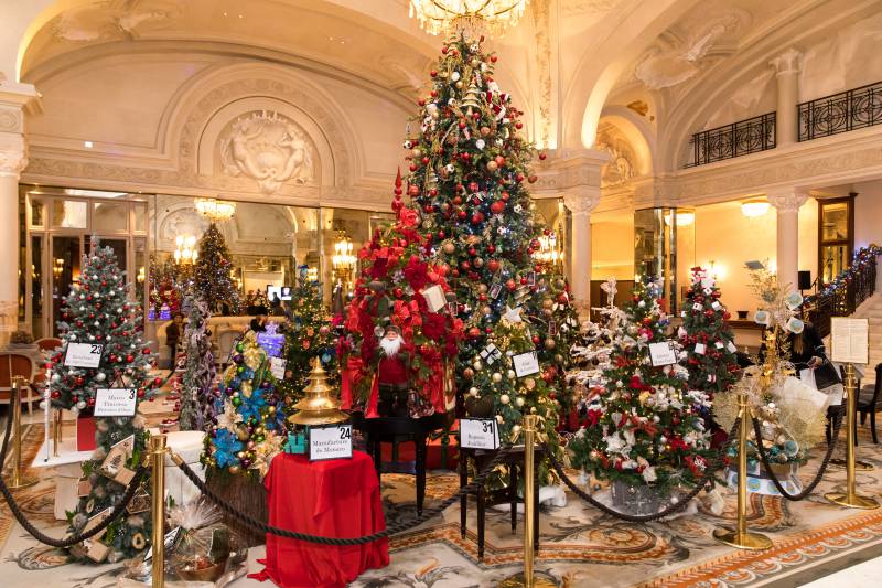 Action Innocence’s Exclusive Christmas Tree Auction Serenaded with