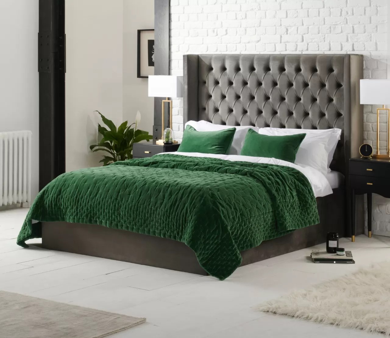 Grayson Luxury Winged Upholstered Chesterfield Bed by