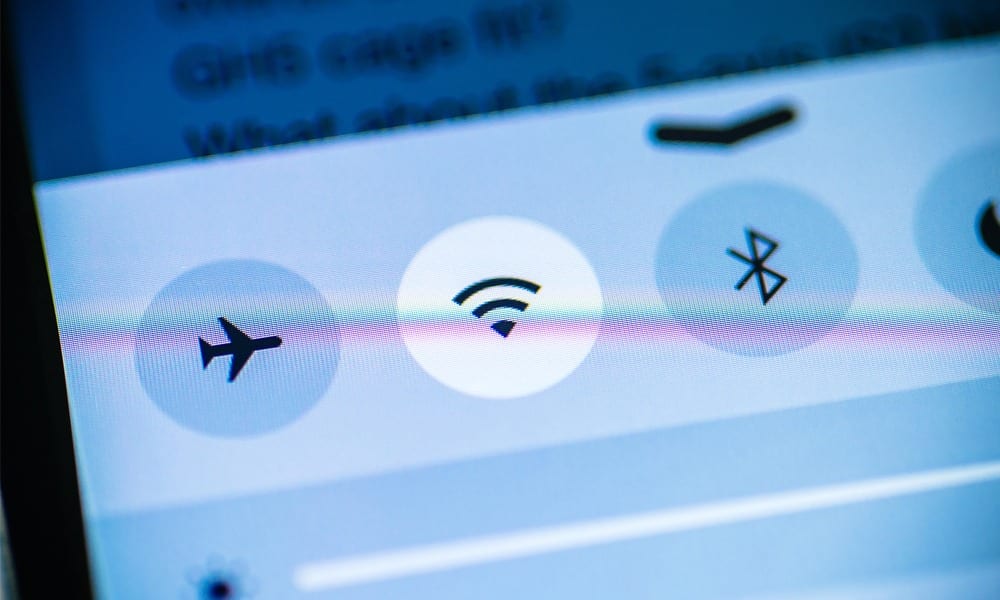 What is Airplane Mode and When Should You Use It? The Plug HelloTech What is Airplane Mode and When Should You Use It? The Plug HelloTech