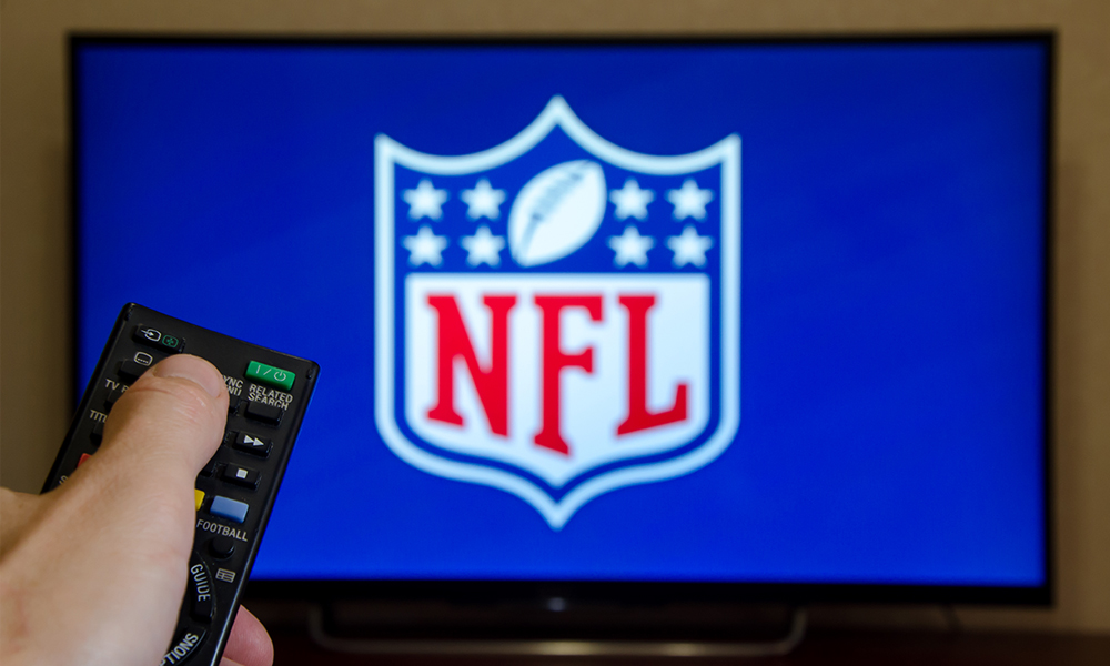 How to Stream Live Football Games on Any Device The Plug HelloTech