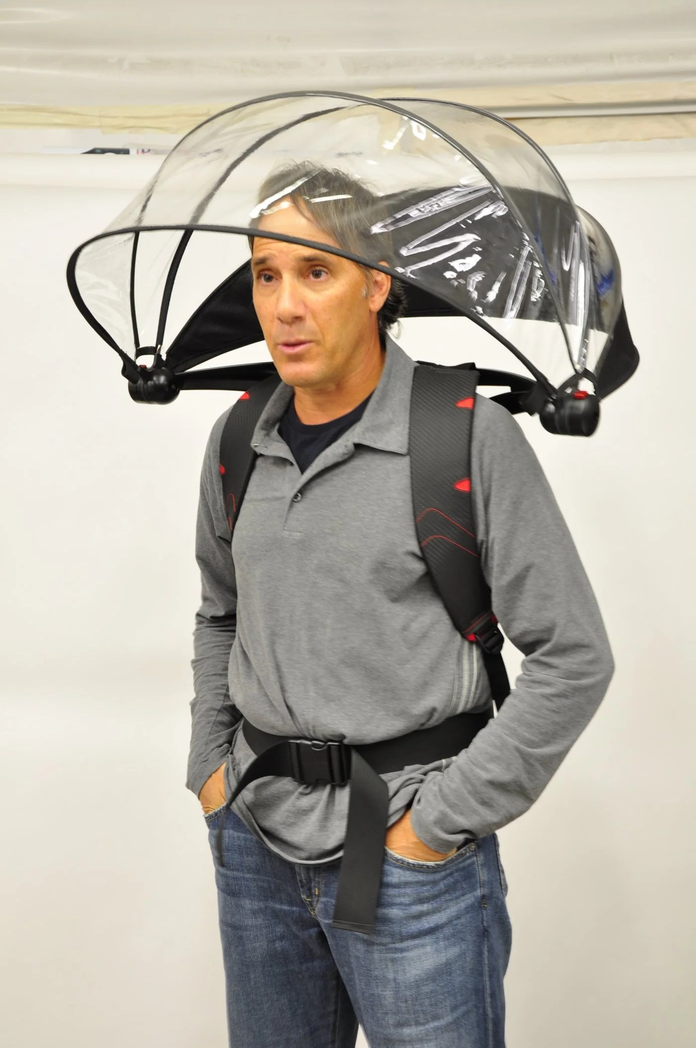 Nubrella, czyli parasol można nosić na... głowie HelloZdrowie