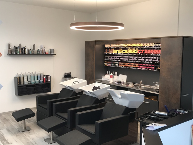 Hell und Dunkel Friseursalons