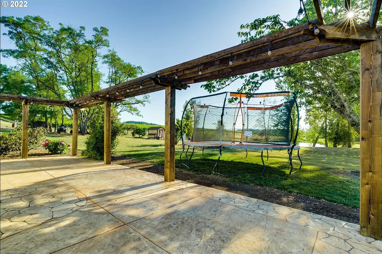 House Information Oregon Vineyard For Sale Willamette Valley