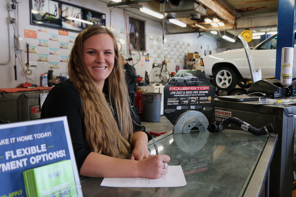 Phoenix Location - Helping Hand Auto Service and Repair