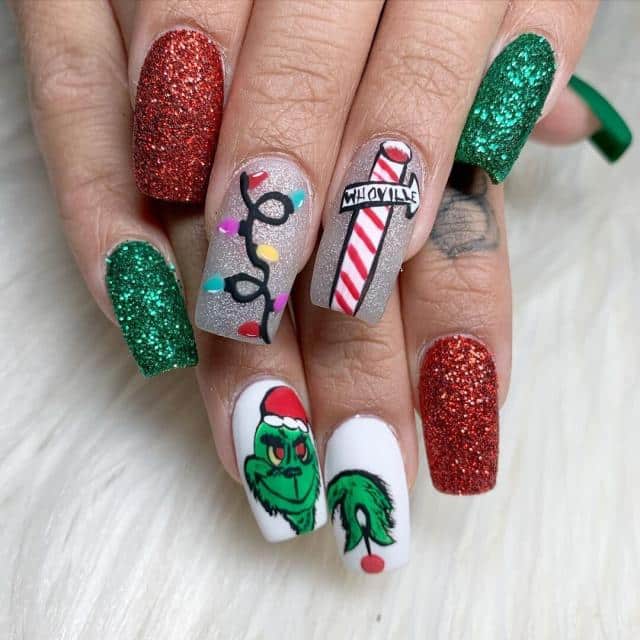30 Playful Christmas Nail Styles to Inspire Your Festivities HelpWithDIY