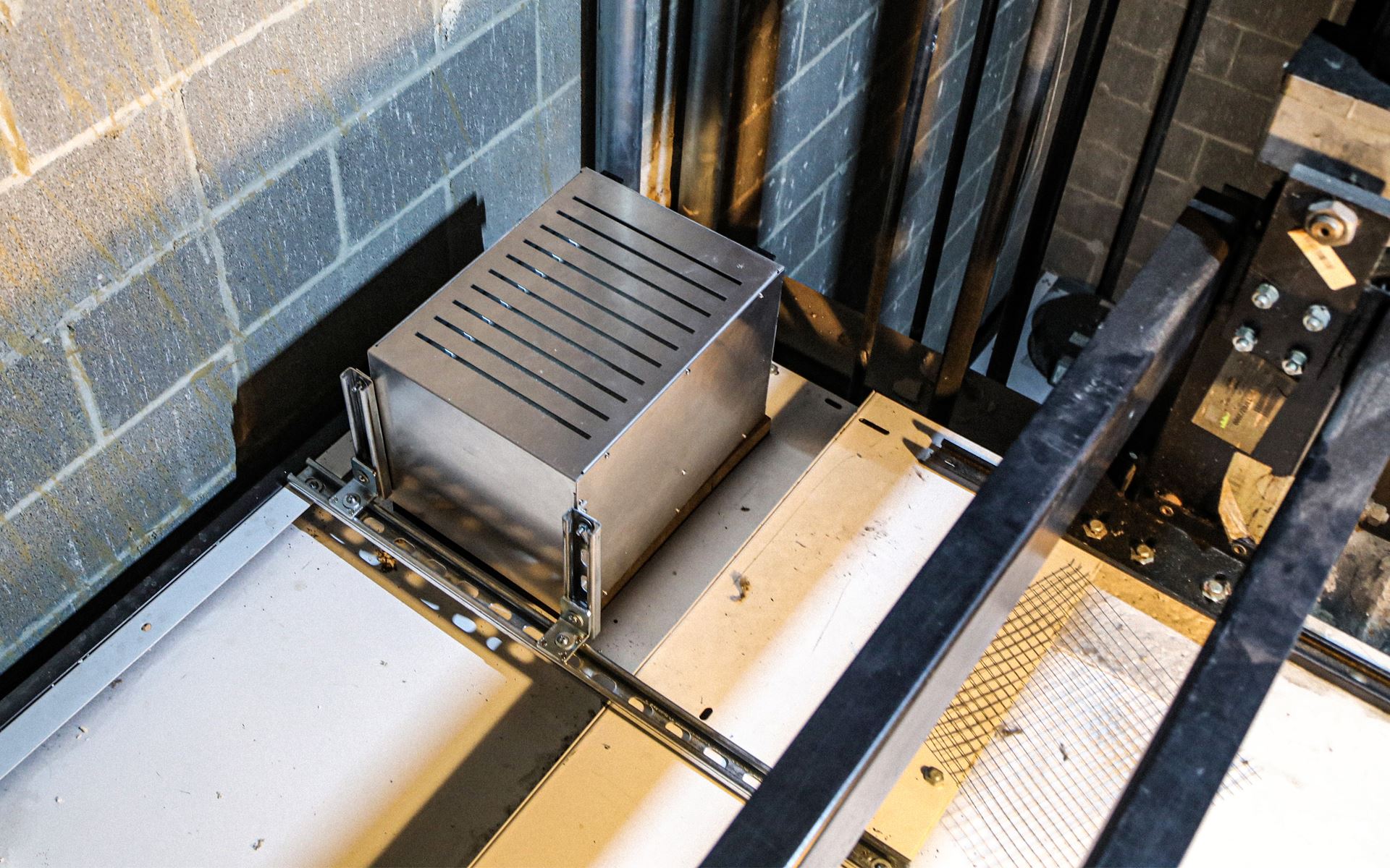 Elevator Cab Cleaning System Henderson Engineers