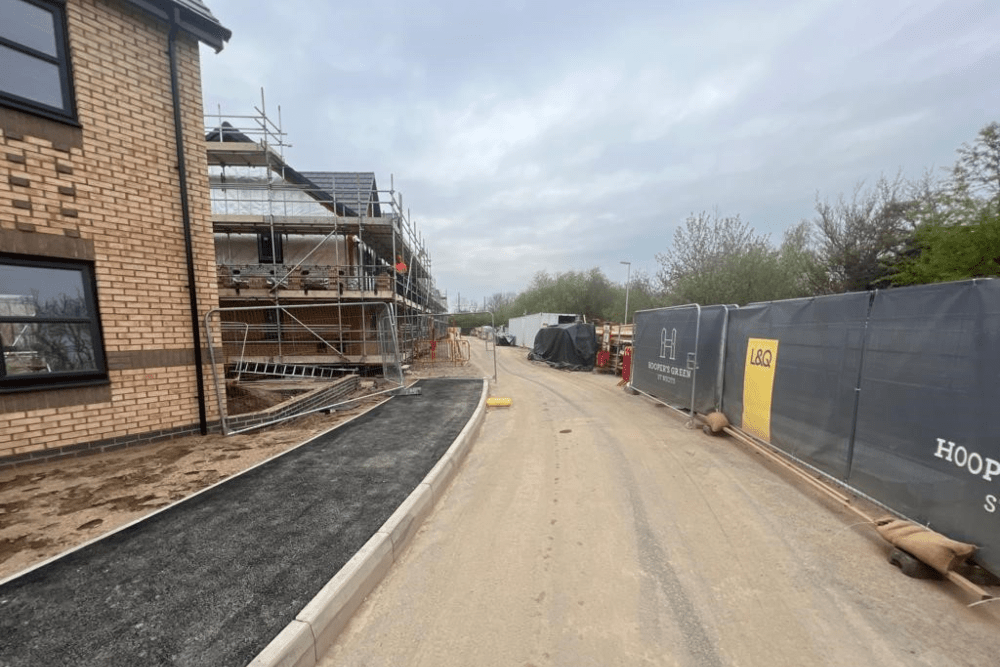 St Neots Loves Farm Hennigans