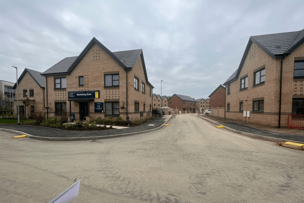 St Neots Loves Farm Hennigans