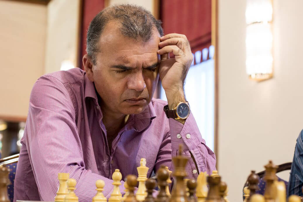 Top 10 Best Chess Coaches Henry Chess Sets