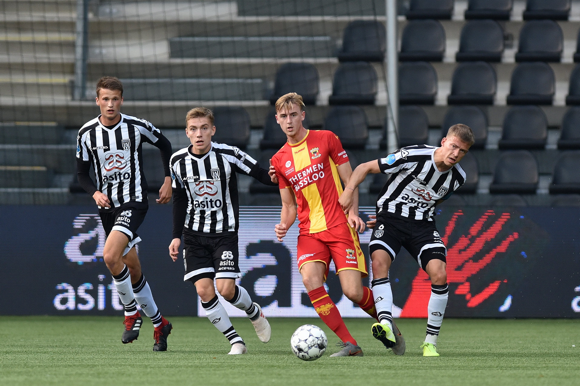 Foto's Heracles Almelo 2 Go Ahead Eagles 2 Heracles