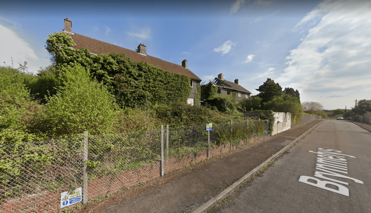 Abandoned and derelict Brynmefys Estate in Llanelli to be demolished
