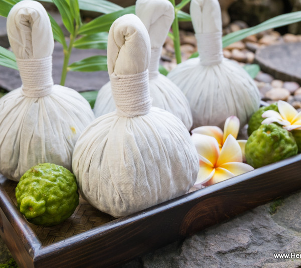 Herbal Ball Hot Compress Herb Dee Ka