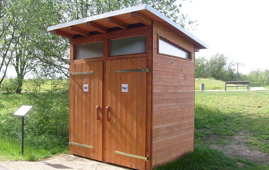 Selfcontained and waterless toilet facility