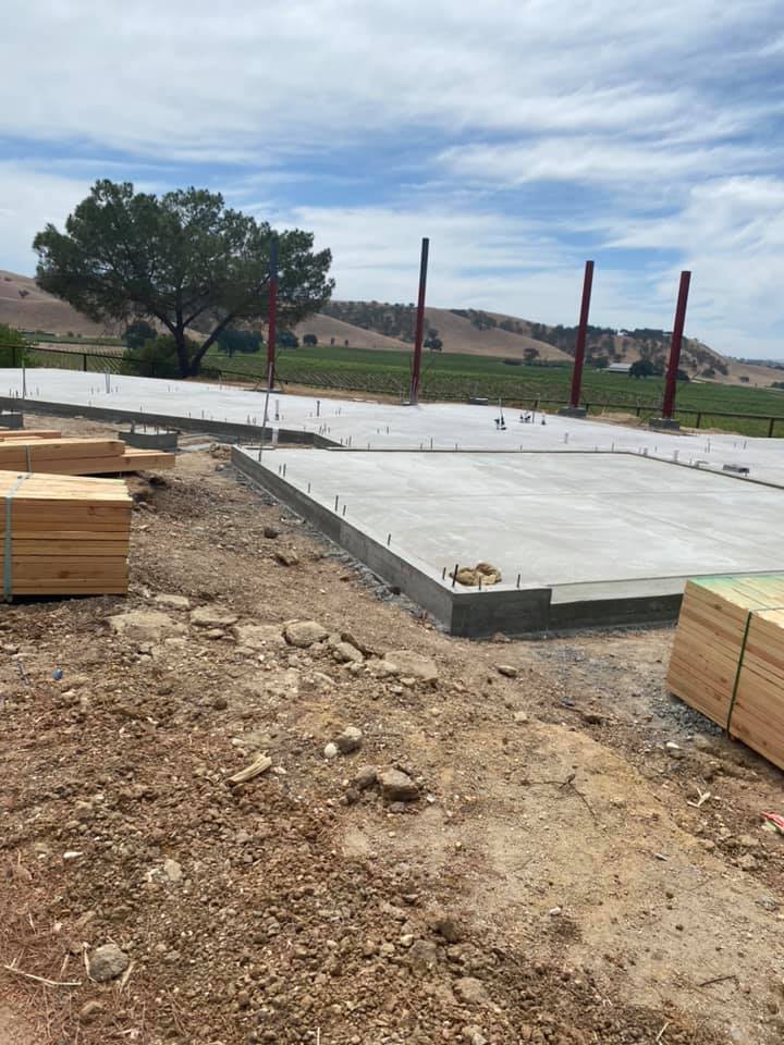 Hernandez Electrical Services + (805) 434 8791 Residential