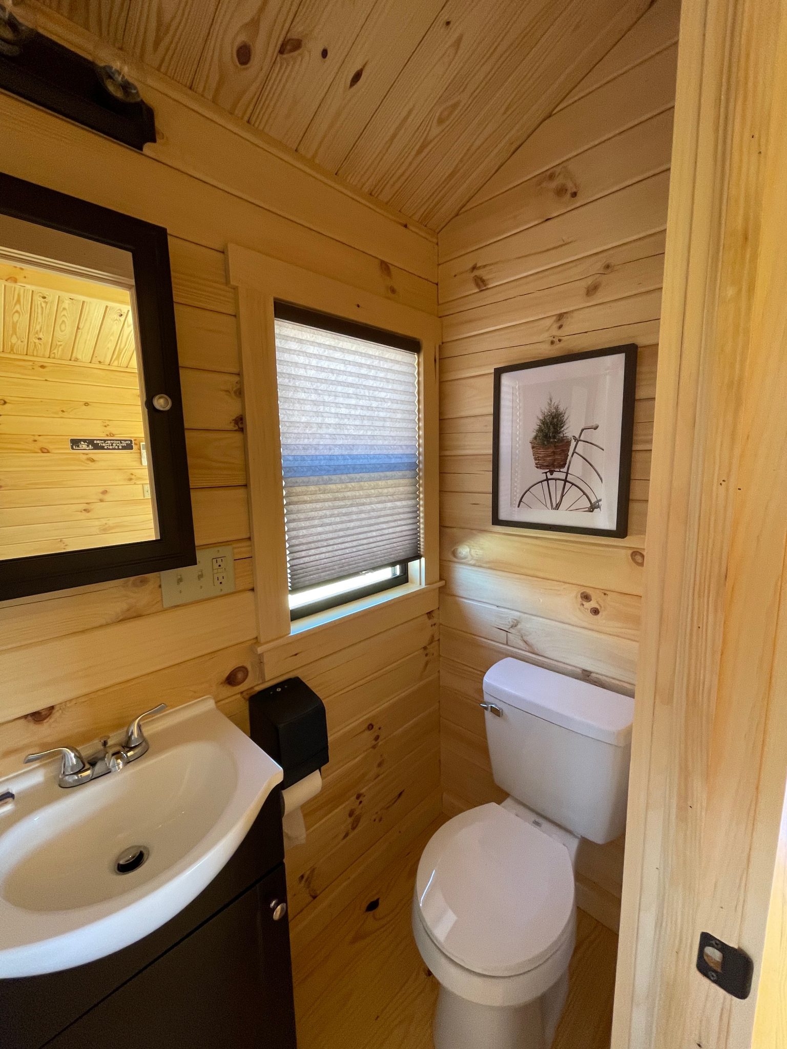 Cabin Rentals near Hershey PA I Hershey Road Campground