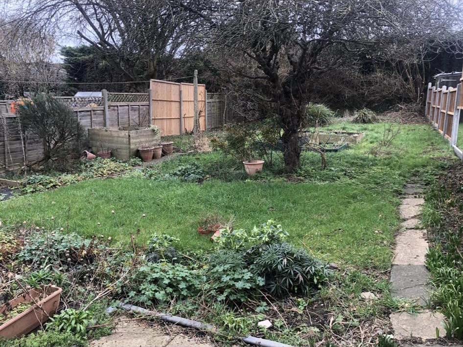 Garden Maintenance company in Hertfordshire Commercial Garden