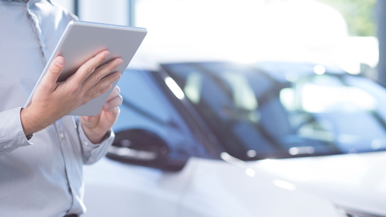 What is Hertz Instant Return? Hertz Resources