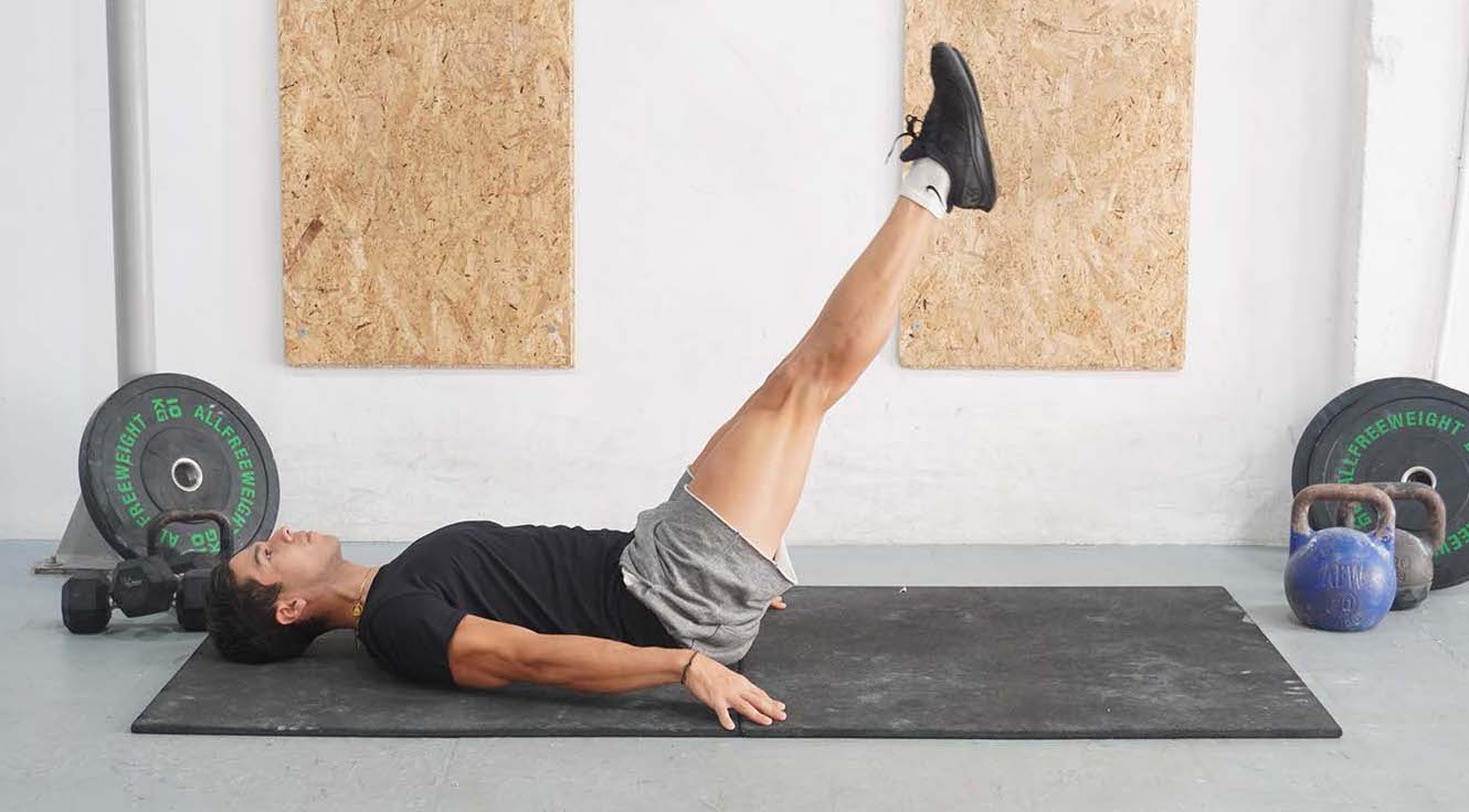 Lying Knee Raises Pro Tips on Proper Form and Mistakes to Avoid