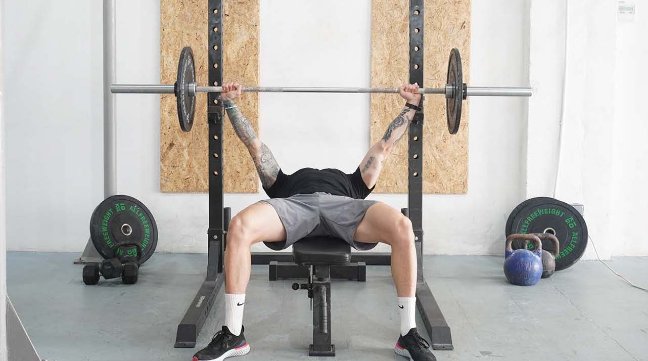 Floor Press (Barbell) How to Instructions and the Benefits