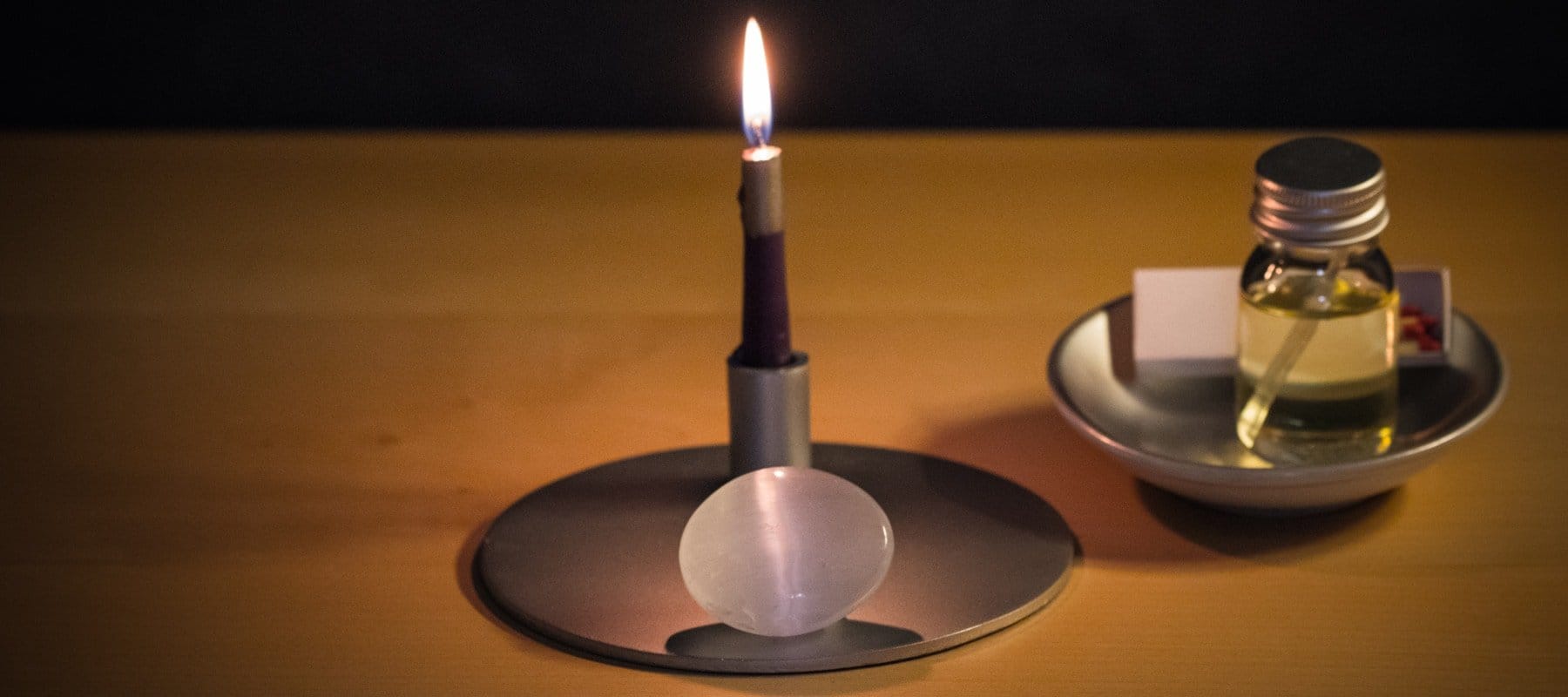 Drawing Down the Moon Practical Magic Magazin