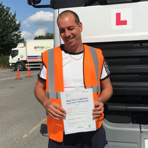 HGV Cat C, Cat CE, D1 and B+E test. Special facilities for management and testing.