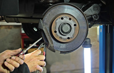 5 Signs It's Time to Replace Your Brake Pads - H&H Mobil Fuels, Towing