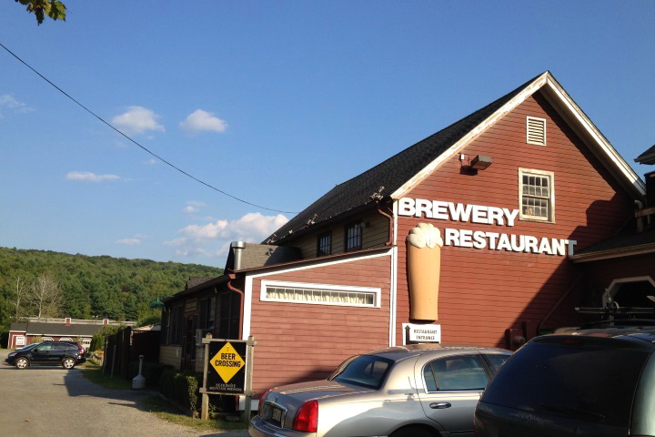 Fifteen More Restaurants and Bars in Scenic Locations in New England