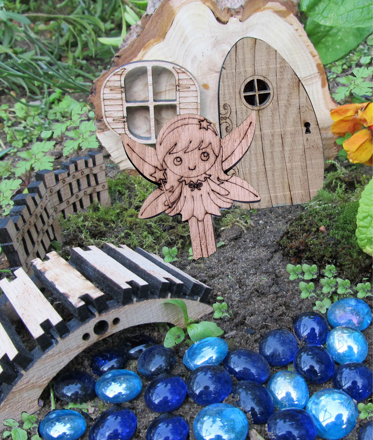 Fairy Garden Kit with Porthole Door and Fairy Hide N Teak