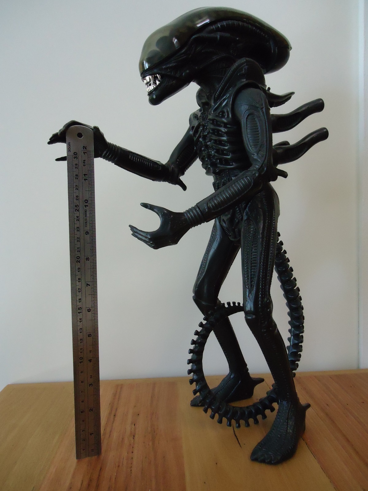 1979 Kenner ALIEN Action Figure. HIDEOUS PLASTIC