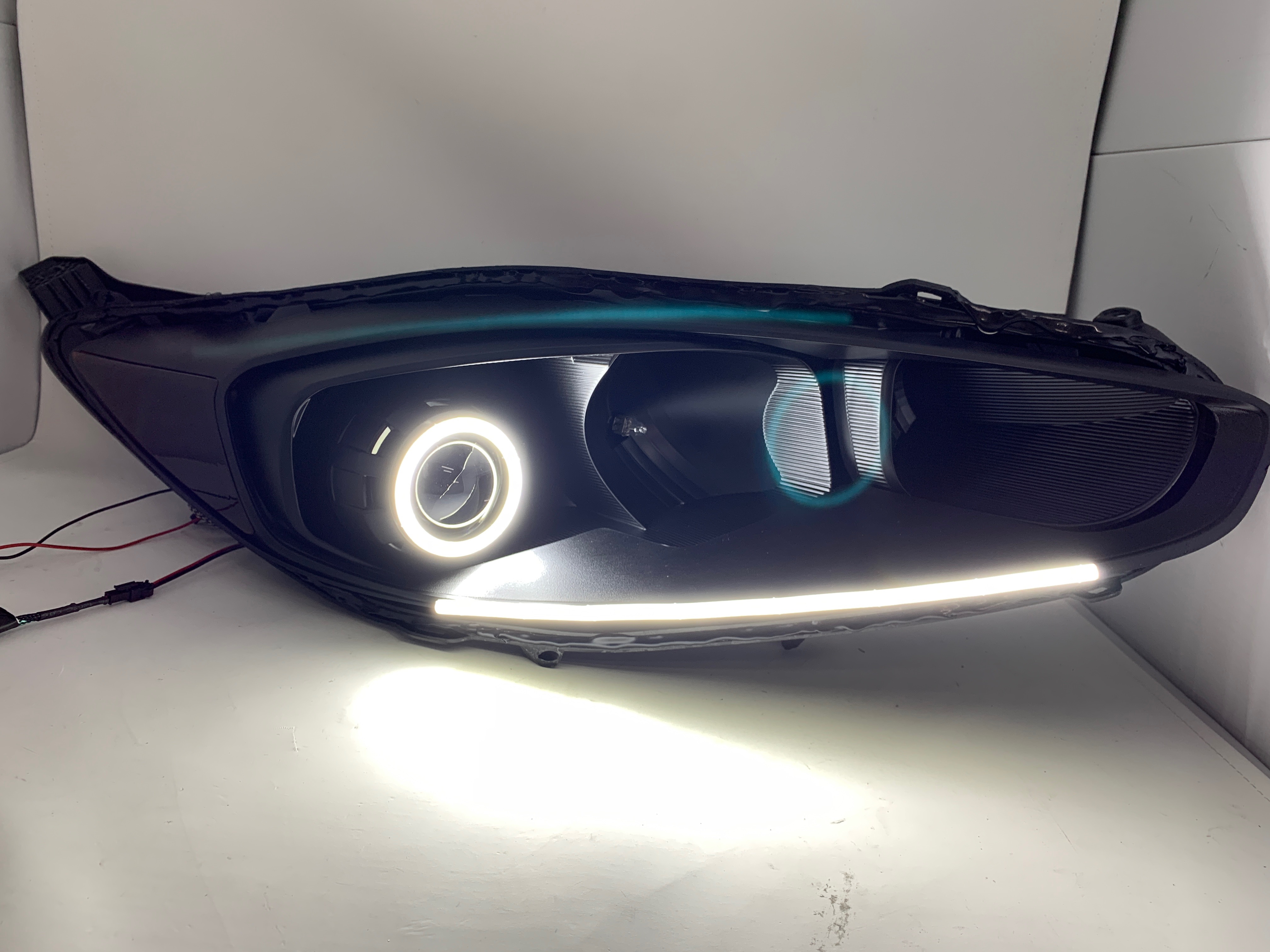 20142017 Ford Fiesta Black Projector Headlight Led Halos