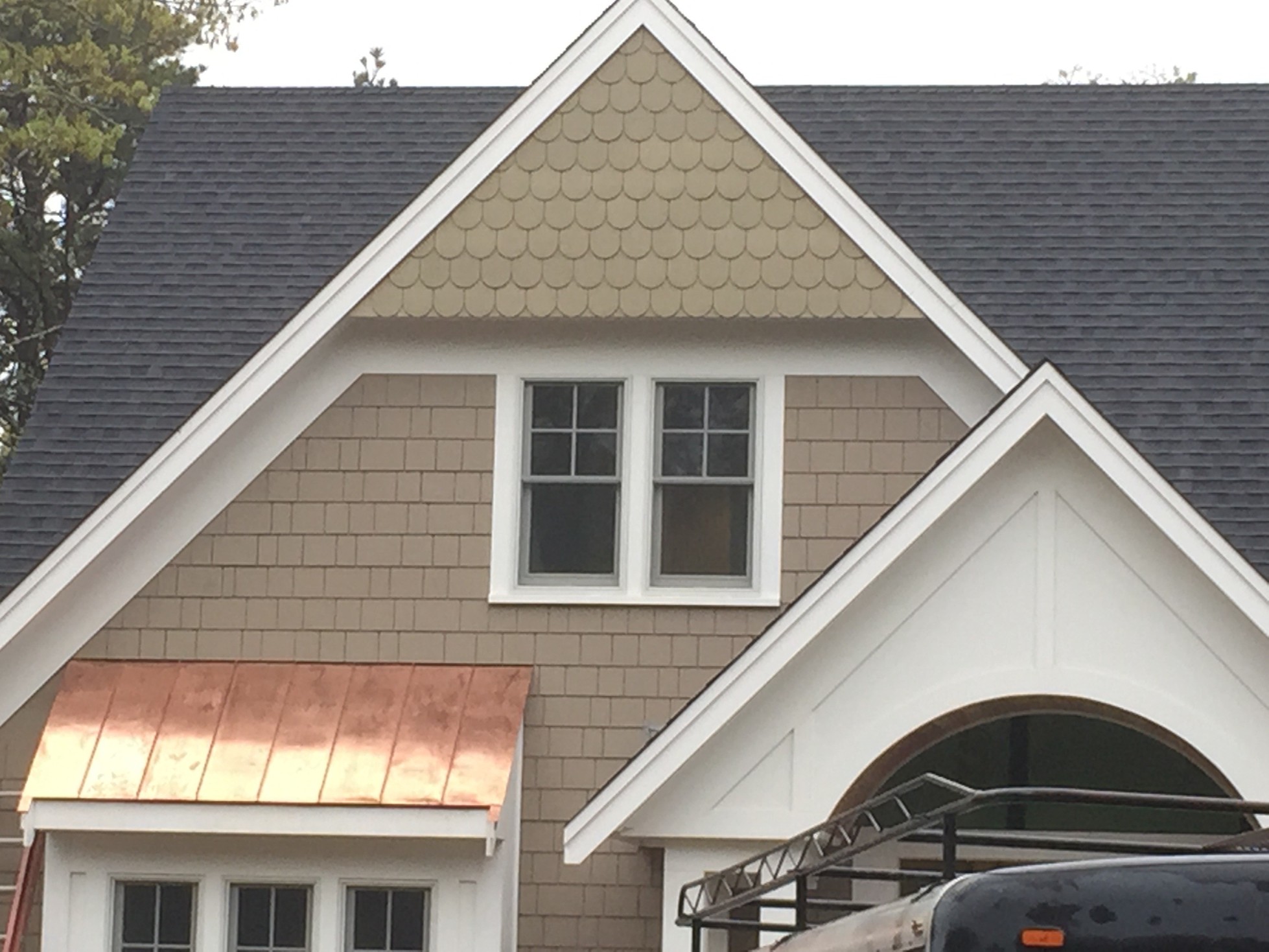 Roofing Contractor on Cape Cod High Point Siding, Inc.