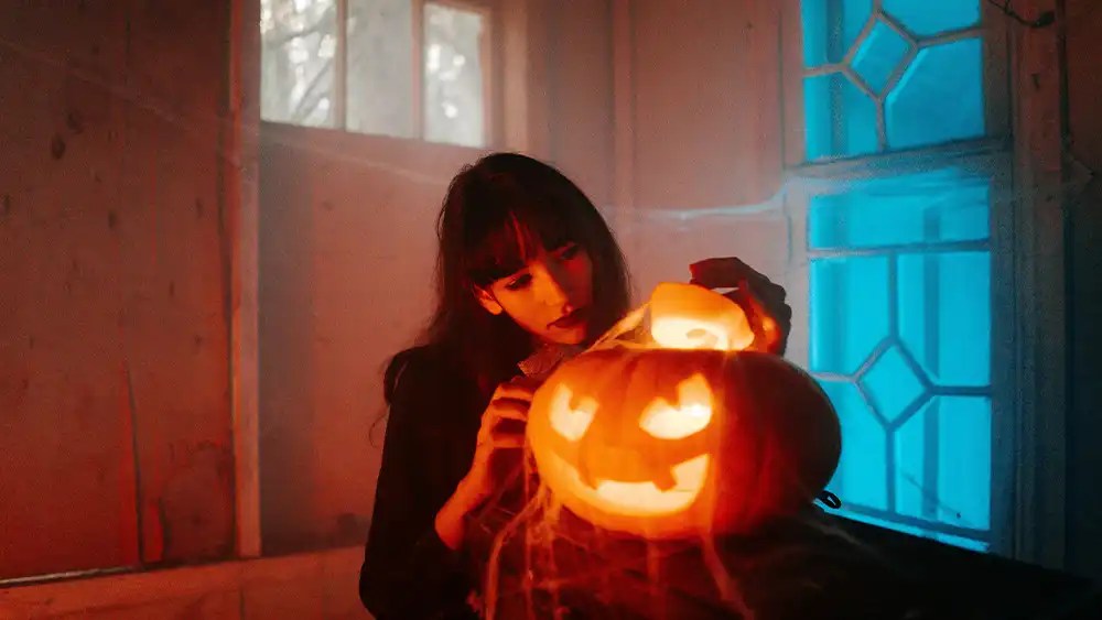 How to Plan an Halloween Party StepbyStep Tricks