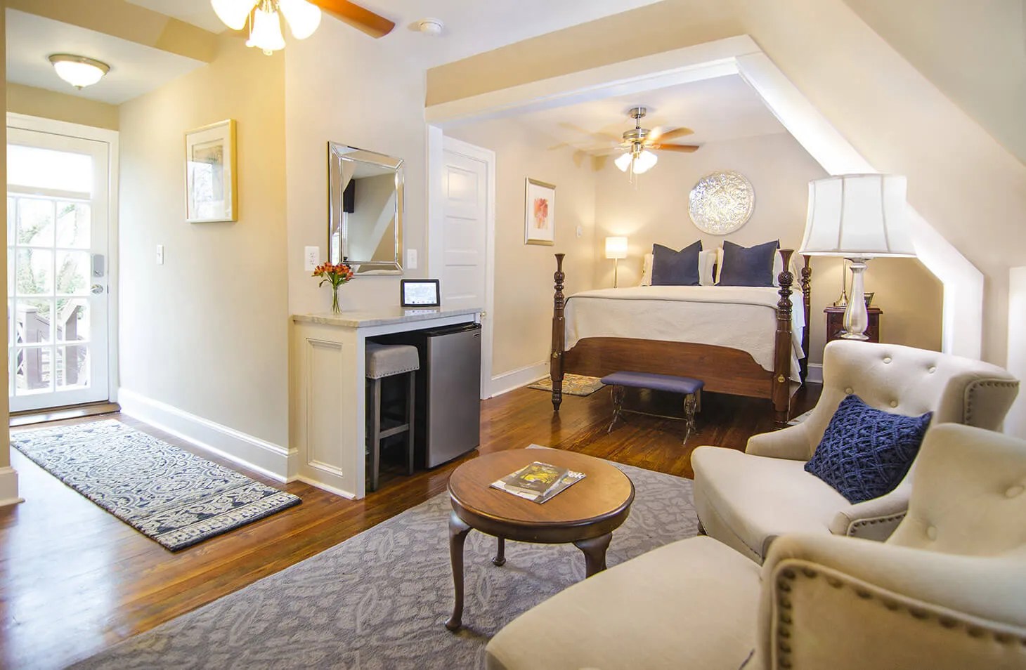 Harpers Ferry Bed and Breakfast Restaurant & Luxury Spa
