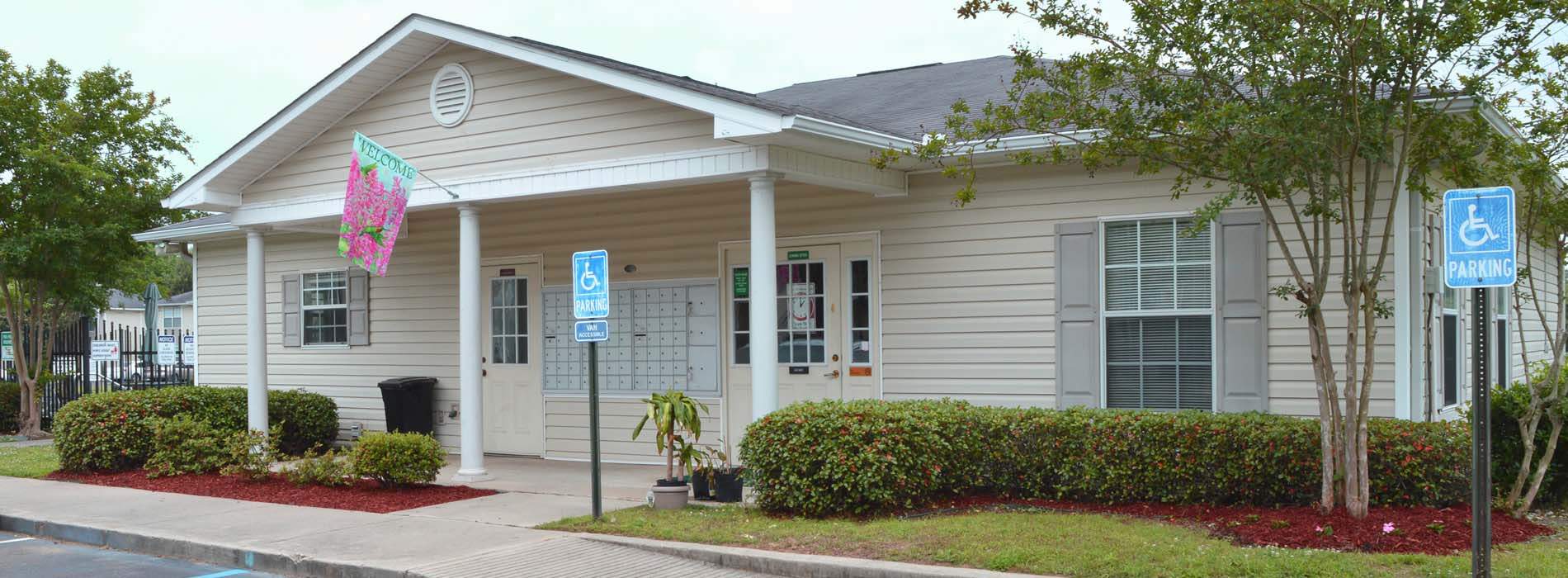 Hillcrest Apartments Monroe, LA (318) 3450048