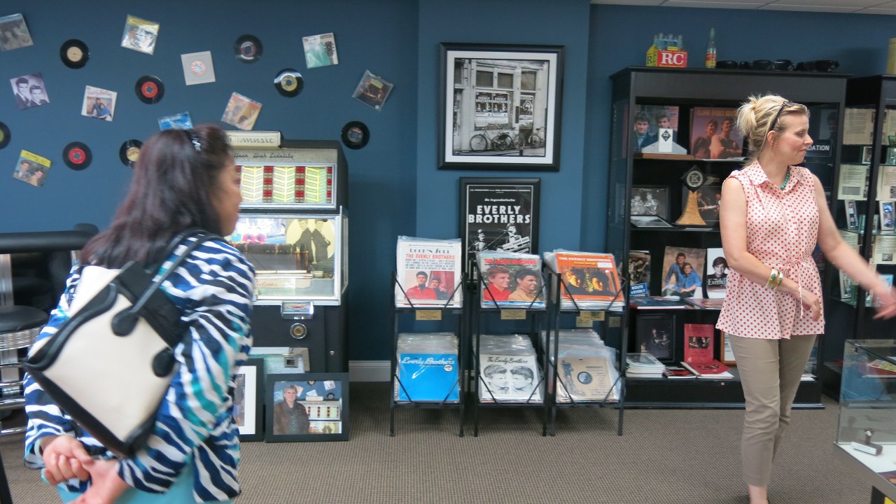 2. Everly Brothers Museum Tour