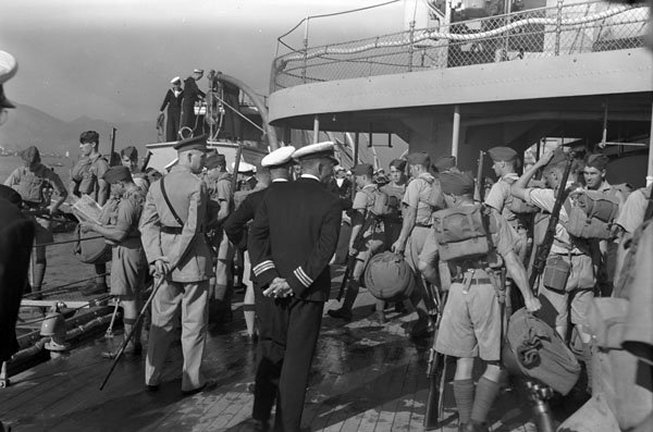 01. Hong Kong WWII Preparing to Meet the Japanese Army