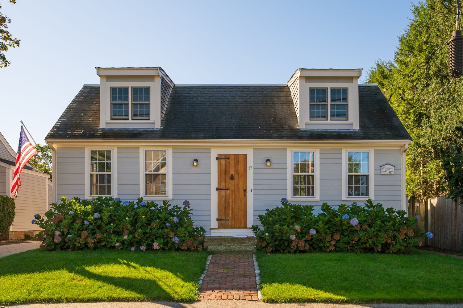 Featured Listing 17 Pleasant St Hingham Anchor