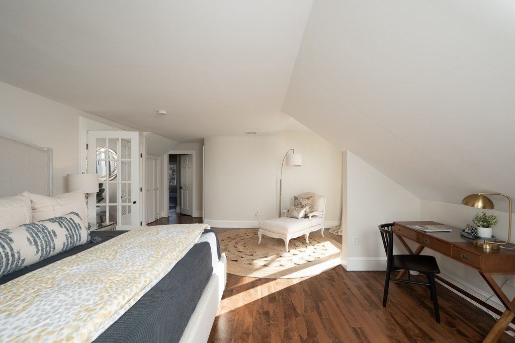 Featured Listing 25 Mill Lane Hingham Anchor